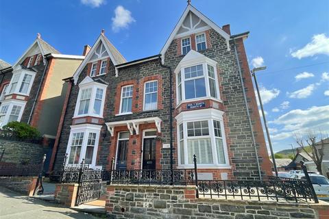 1 Buarth Road, Aberystwyth, SY23 1LR