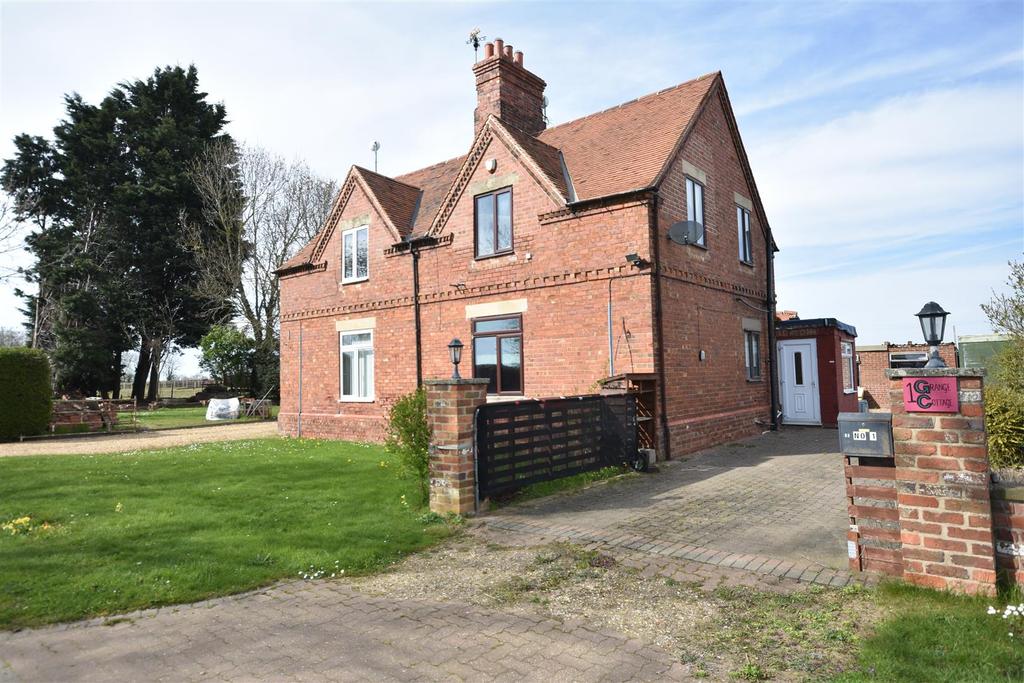 Grange Lane, HoughOnTheHill, Grantham 4 bed detached house £385,000