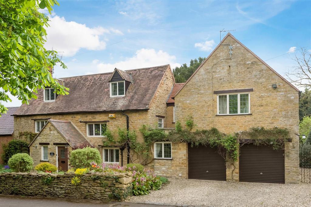 Prospect Cottage-1.jpg