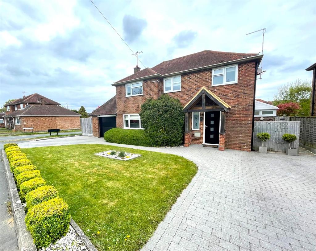 Chanctonbury Road, Burgess Hill 3 bed detached house £595,000
