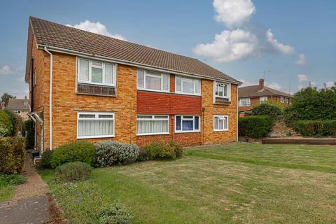 19 Wimborne Close, Epsom, KT17 4DP