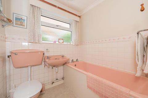 19 Wimborne Close, Epsom, KT17 4DP