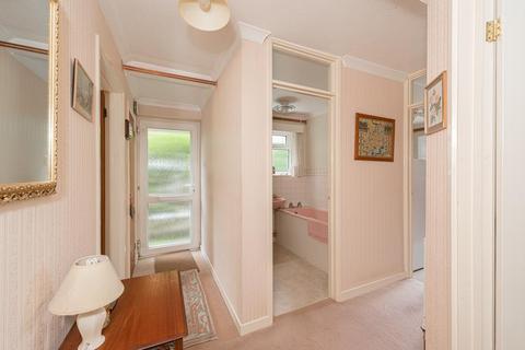 19 Wimborne Close, Epsom, KT17 4DP