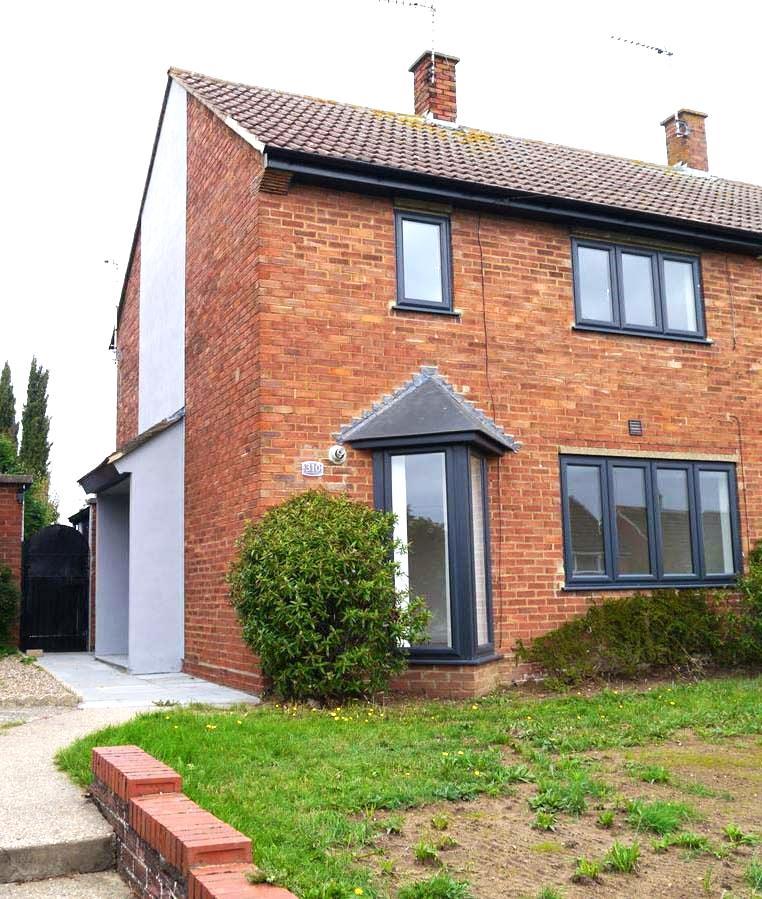 Hawthorn Drive, Ipswich 2 bed semidetached house for sale £250,000