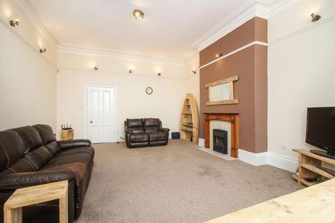 2 bedroom flat for sale - Percy Park, North Shields