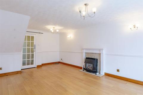 15 Avonbridge Close, Arnold, Nottingham, NG5 8DE