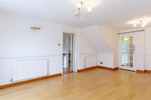 15 Avonbridge Close, Arnold, Nottingham, NG5 8DE