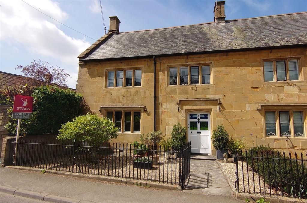 Hurst, Martock 4 bed semidetached house £595,000
