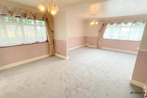 458 Hammondstreet Road, Cheshunt, Waltham Cross, EN7 6PN