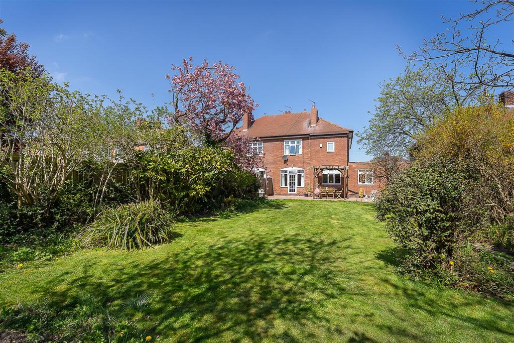 Kenton Lane, Gosforth, Newcastle upon... 3 bed semidetached house £