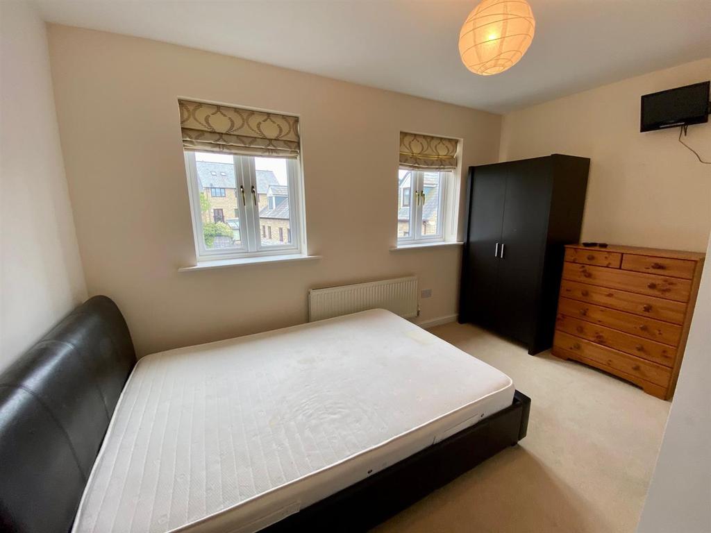 Bedroom 2.jpg