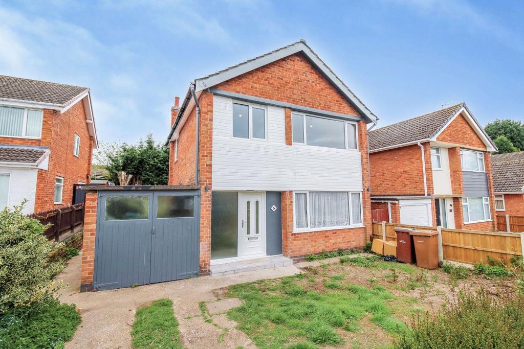 Crowthorpe Gardens, Rise Park, Nottingham, NG5 5AQ 3 bed detached house