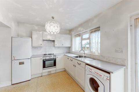 88b Rugby Avenue, Wembley, HA0 3DJ