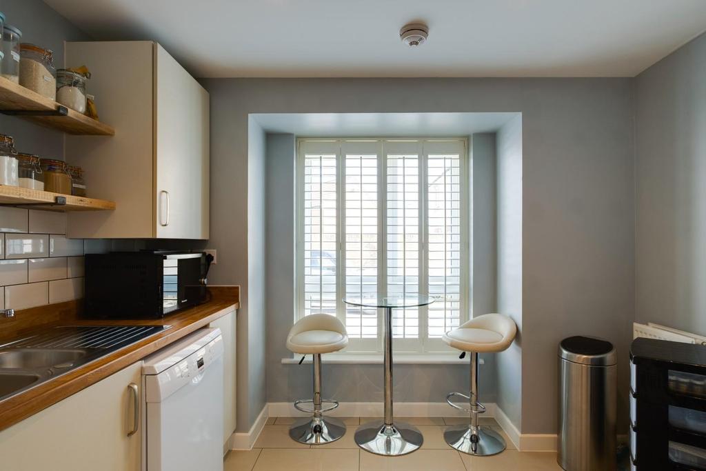 Marigold close - 1.jpg