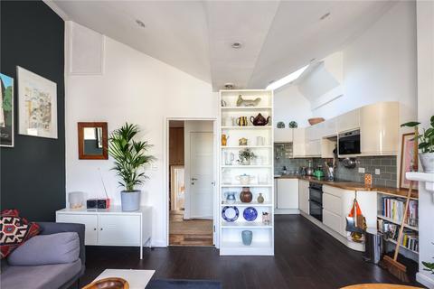 72a Elderfield Road, London, E5 0LF