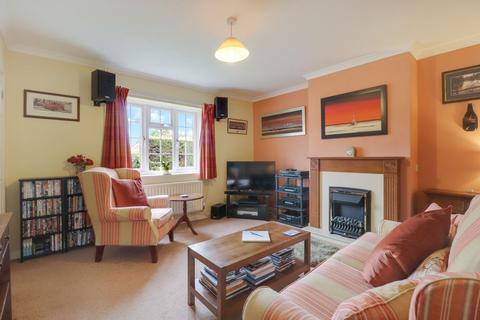 21 Northway, Stoughton, Guildford, GU2 9SD