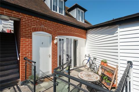 2 bedroom apartment for sale, Horseshoe Mews, Canterbury, Kent, CT1