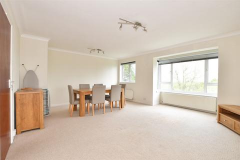2 bedroom apartment for sale - Heath Road, Haywards Heath, West Sussex