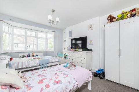 7 Firstway, London, SW20 0JD