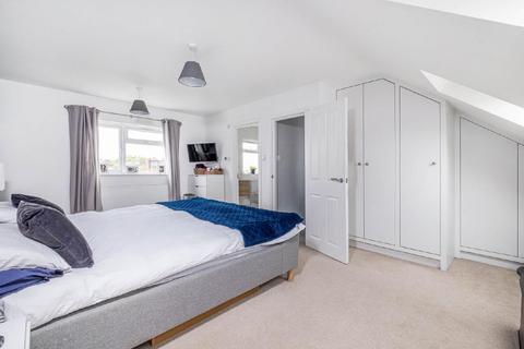 7 Firstway, London, SW20 0JD