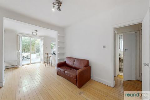 71 Hall Lane, London, NW4 4TJ