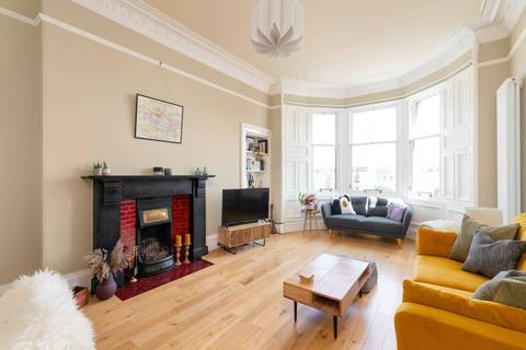 53/7 Bellevue Road, Edinburgh, EH7 4DJ