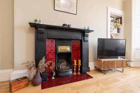 53/7 Bellevue Road, Edinburgh, EH7 4DJ