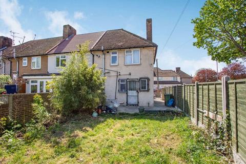2 bedroom end of terrace house for sale - Rugby Road, Dagenham