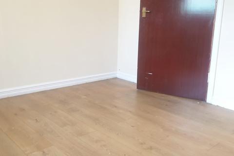 1 bedroom flat to rent, 10a North Queen Street, Keighley BD21 3DL