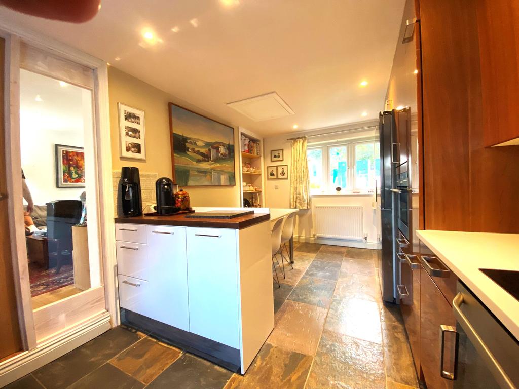 Campriano Drive, Warwick, CV34 2 bed end of terrace house £330,000