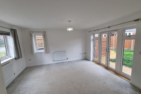 2 bedroom semi-detached house to rent - Cotefield Drive