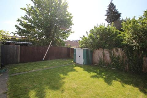 3 bedroom detached house to rent, Napier Road, South Croydon