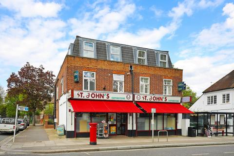 1 bedroom apartment for sale, Station Road, Hampton