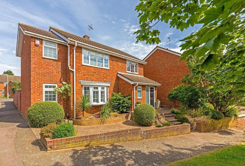 Street, Maulden, MK45 2DD 4 bed detached house £1,850 pcm (£