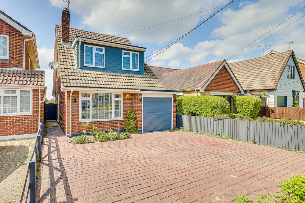 Stanley Road, Benfleet, SS7 3 bed detached house £450,000