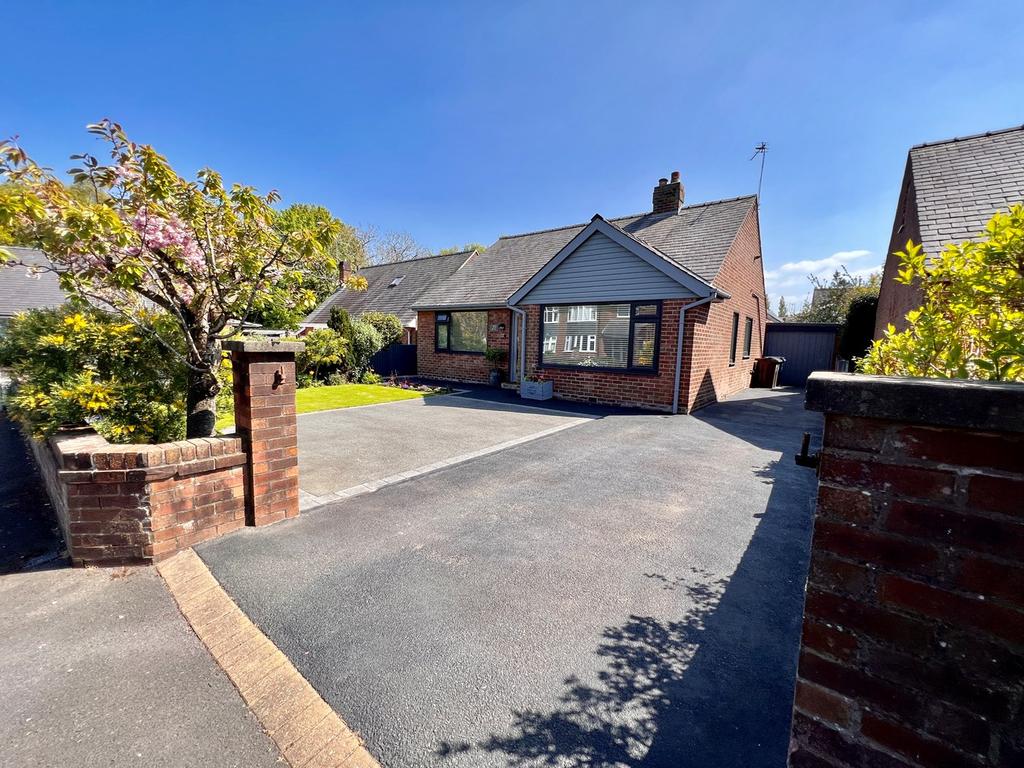 The Aspels, Penwortham, Preston, PR1 2 bed detached bungalow £365,000