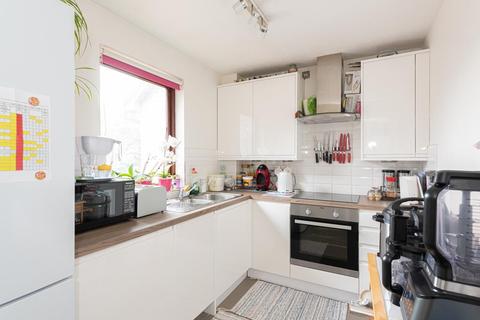 107 Farriers Road, Epsom, KT17 1LR