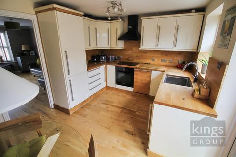 49 Albert Gardens, Church Langley, Harlow, CM17 9QF