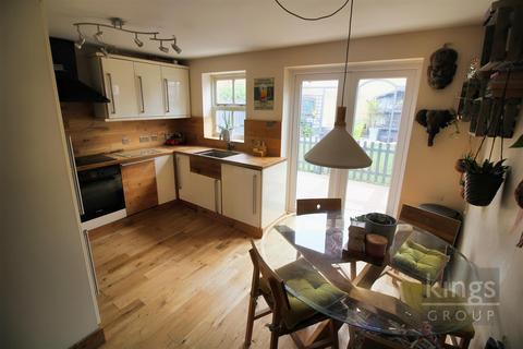 49 Albert Gardens, Church Langley, Harlow, CM17 9QF