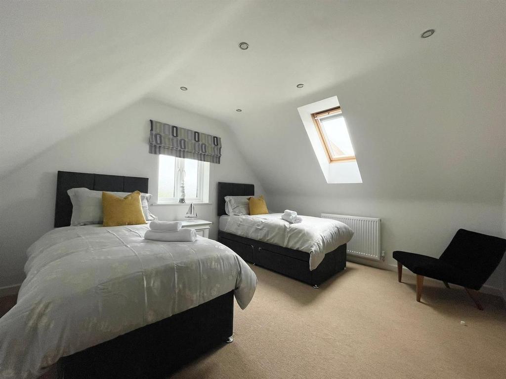 Bed 3