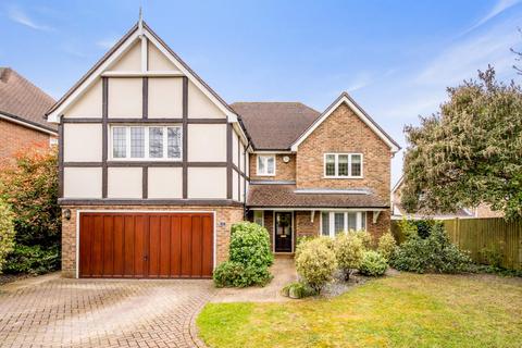 1 Walnut Grove, Banstead, SM7 1PJ
