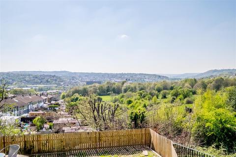 5 Linden Close, Brighouse, HD6 1XA