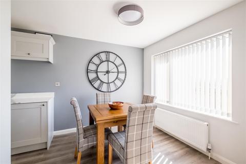 5 Linden Close, Brighouse, HD6 1XA