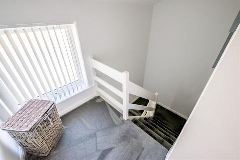 5 Linden Close, Brighouse, HD6 1XA