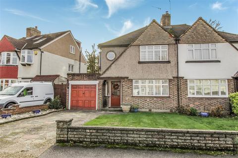 25 Ewell Park Way, Ewell, Epsom, KT17 2NP
