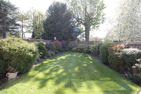 25 Ewell Park Way, Ewell, Epsom, KT17 2NP
