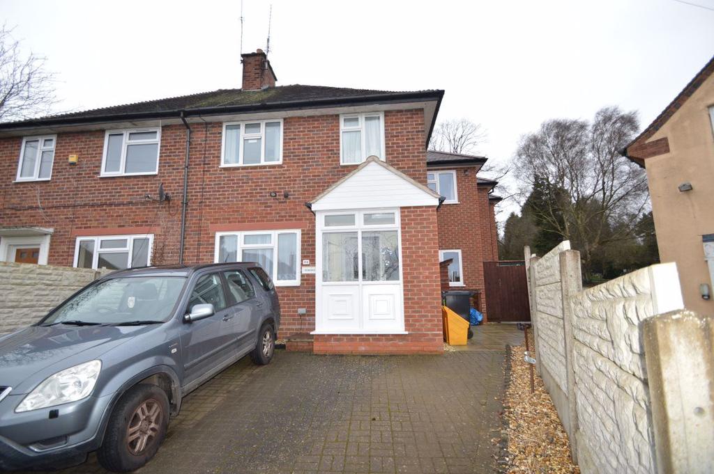 Caslon Crescent, Norton, Stourbridge 4 bed semidetached house £995
