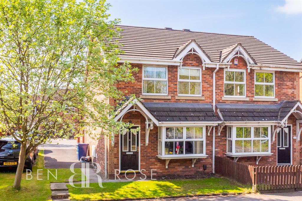 Dunkirk Lane, Leyland 3 bed semidetached house £180,000
