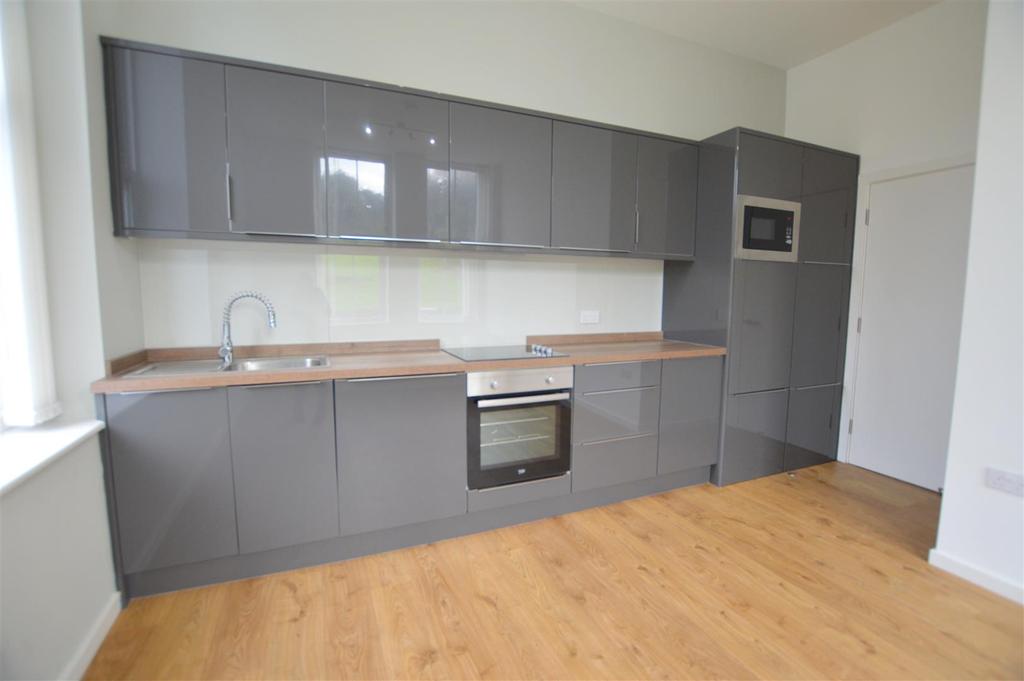 6 Shibdon Grange Kitchen.jpg