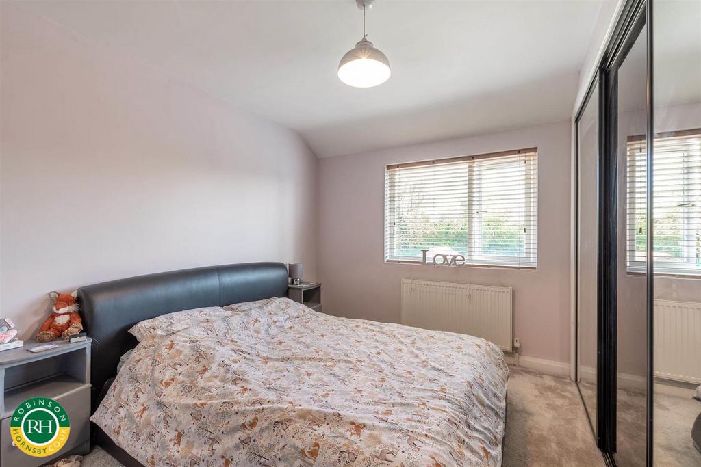 Bedroom1-2.jpg